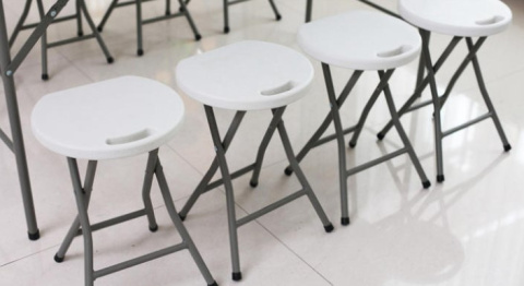 Taboret składany TWIN tworzywo HDPE białe Taboret składany TWIN tworzywo HDPE białe