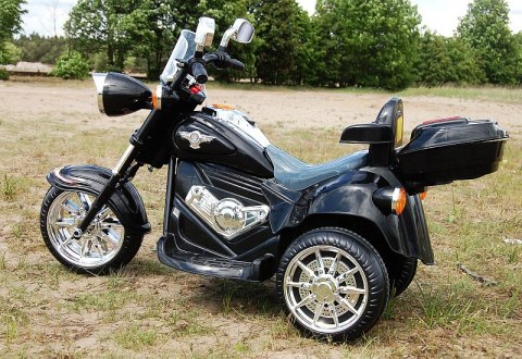 CHOPPER aku dziecięcy 25W 3 koła max 25kg pierwszy motor CHOPPER aku dziecięcy 25W 3 koła max 25kg pierwszy motor